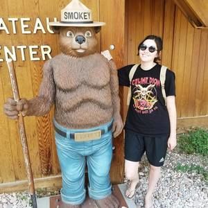 Meet your Posher, Stephanie